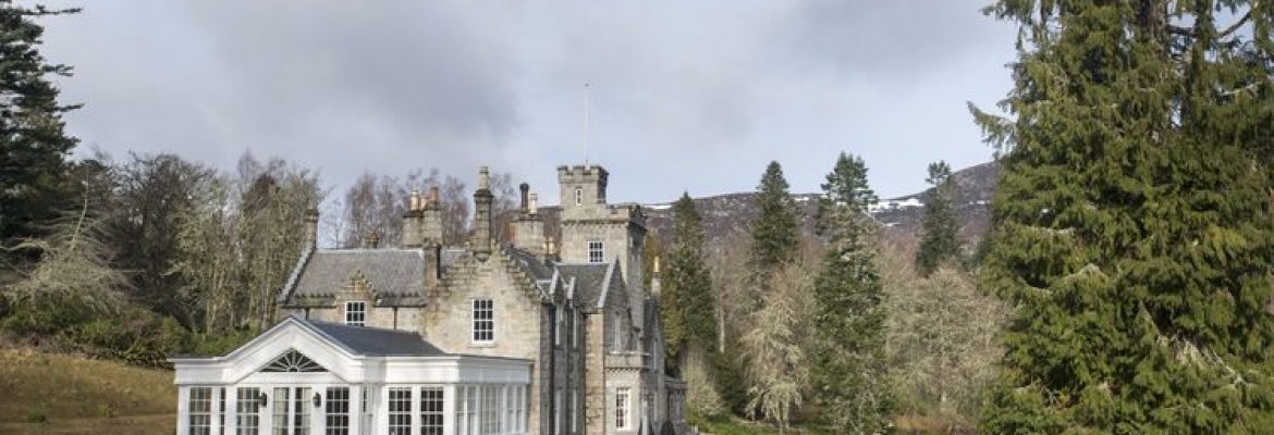 Glentruim Castle & Cottages