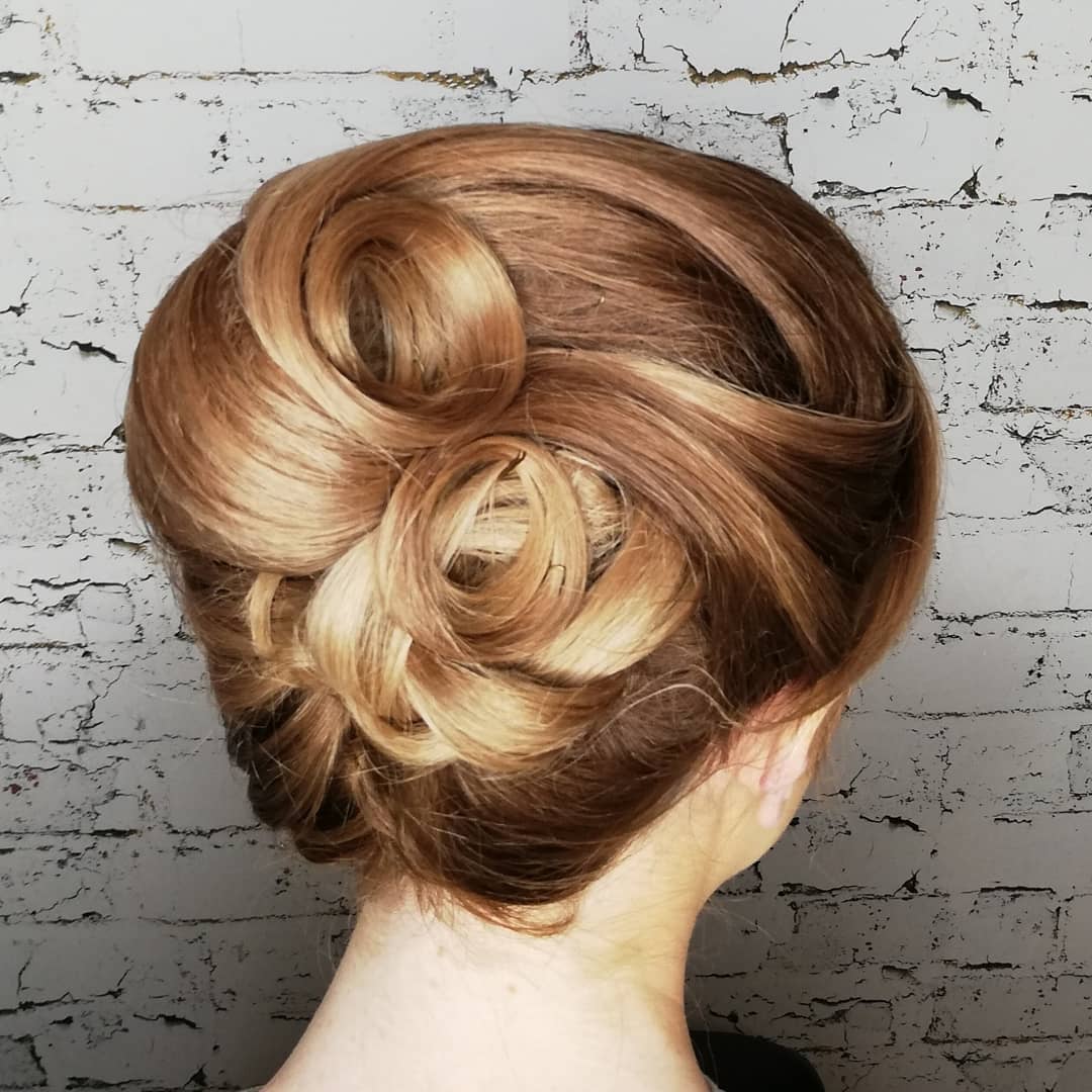 Lipstick Lashes & Locks Wedding » Weddings In Scotland